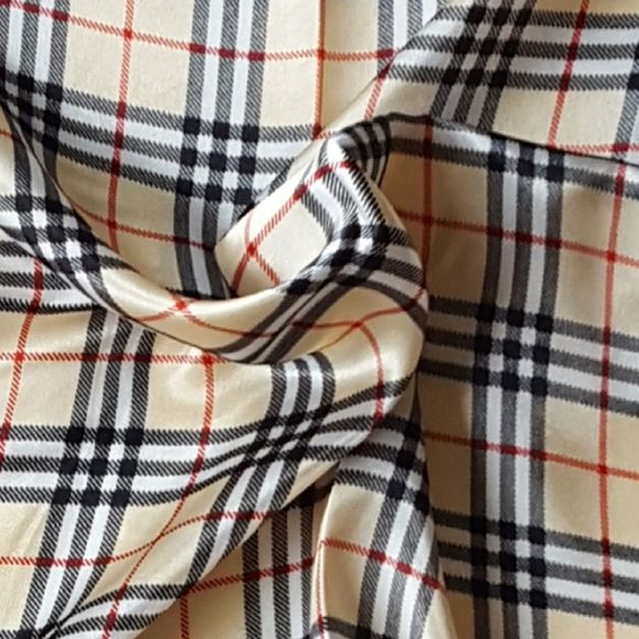 Square Neck Scarf/Bandana - - Picture 4 of 7